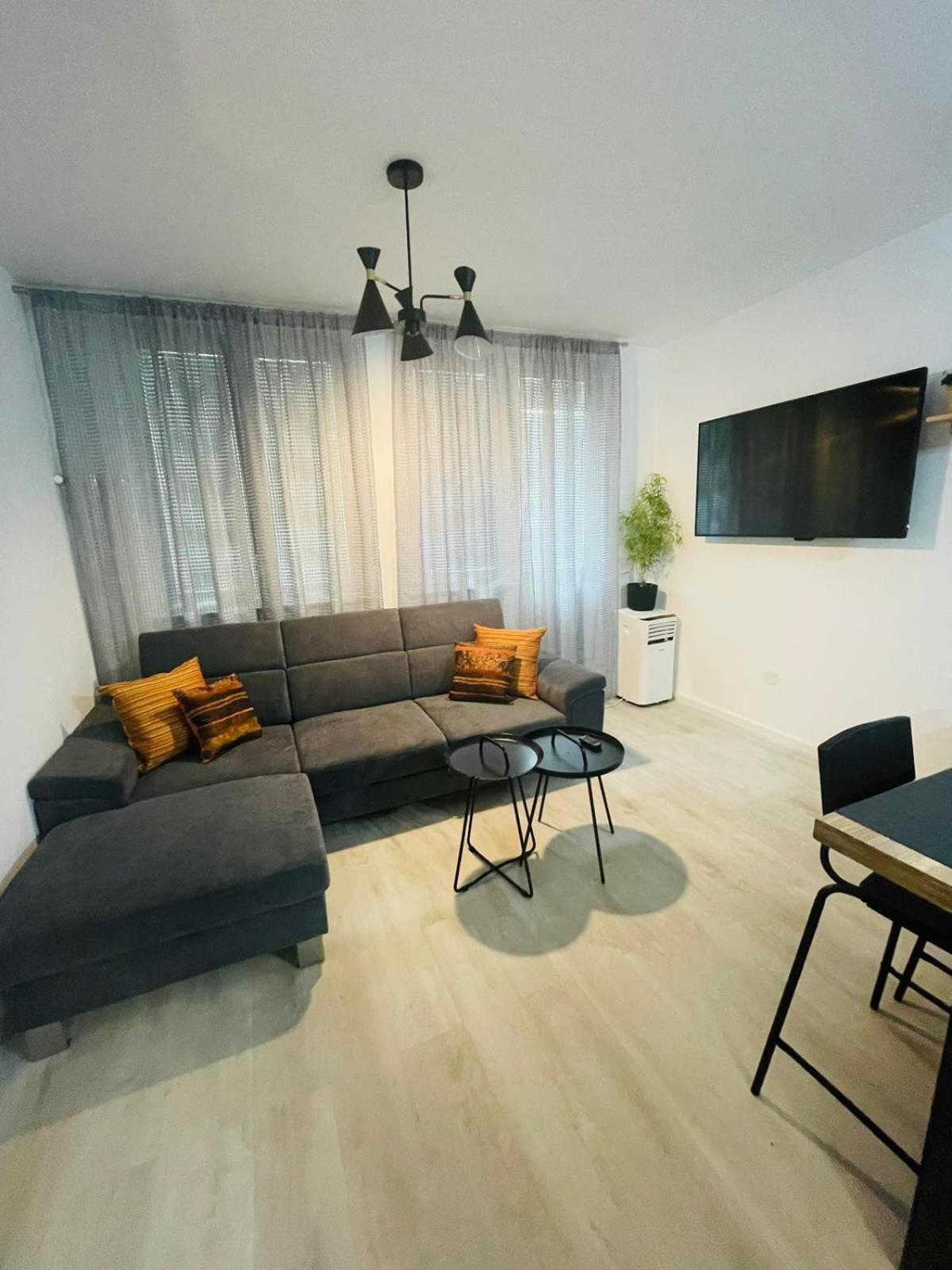 Apartament-Demian Sofia Luaran gambar