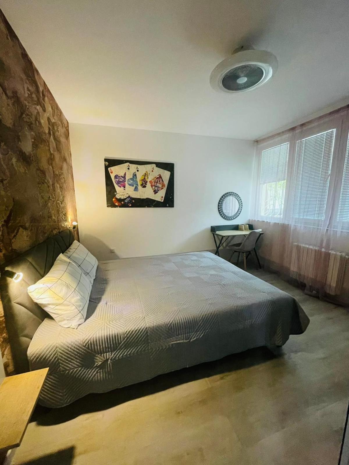 Apartament-Demian Sofia Luaran gambar