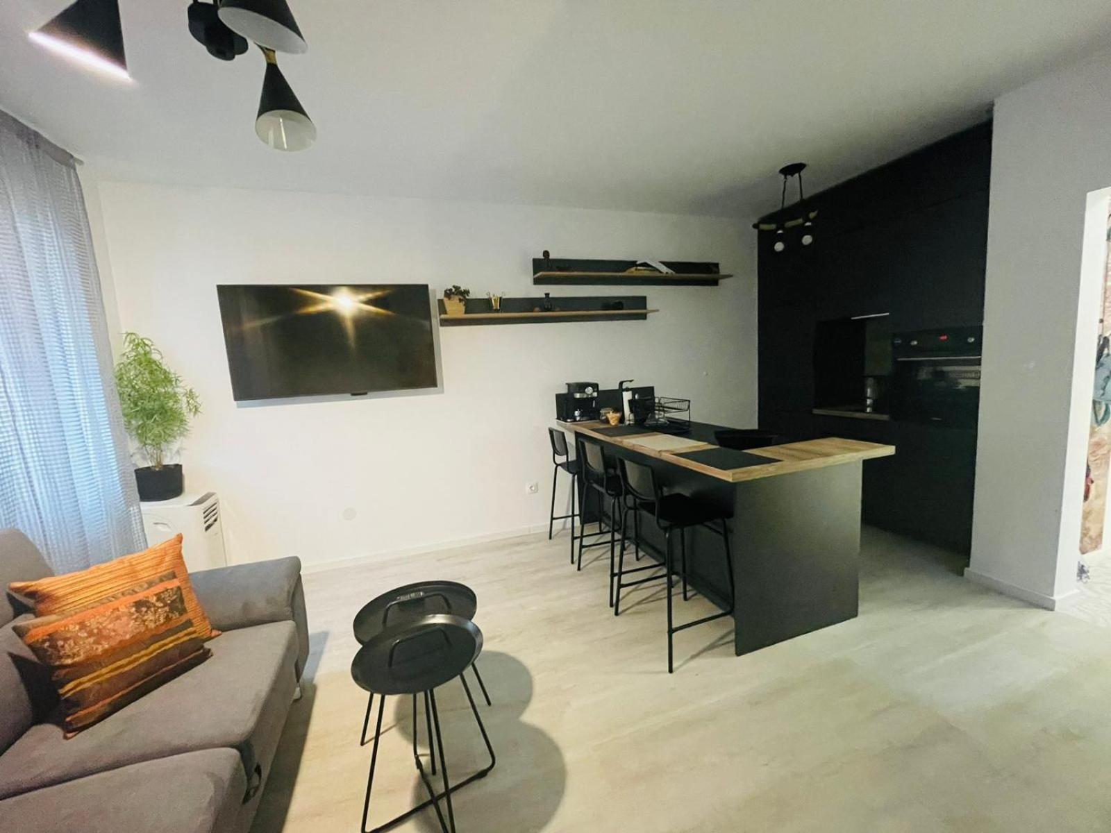 Apartament-Demian Sofia Luaran gambar