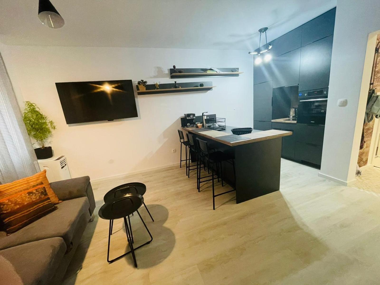 Apartament-Demian Sofia Luaran gambar